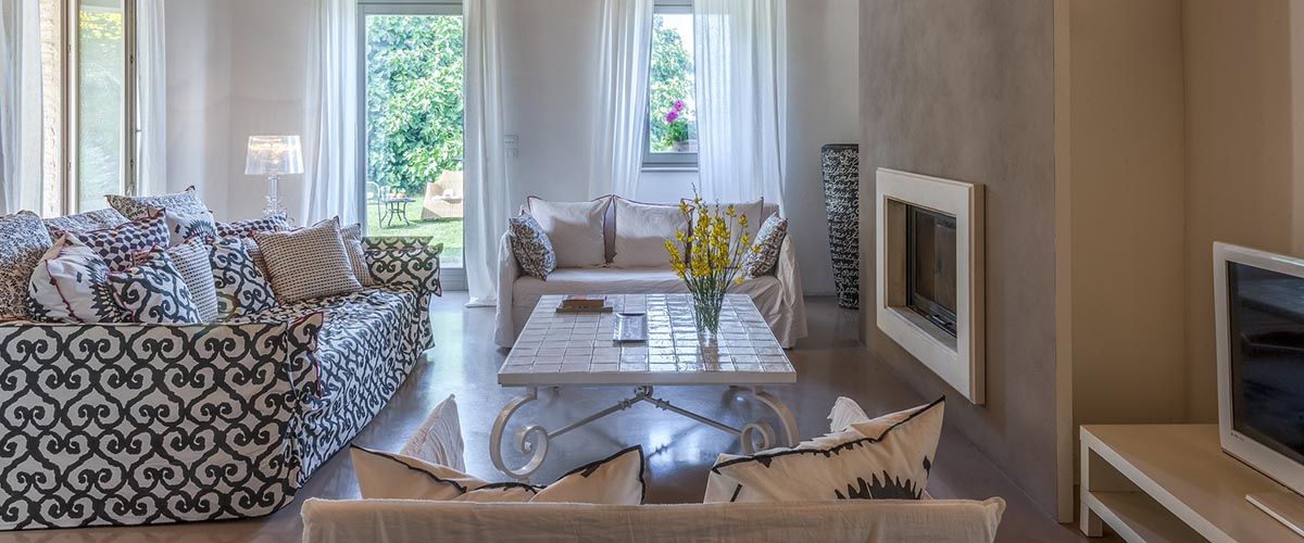 divano - close to rent